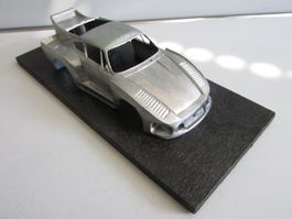 PORSCHE " STUNNING AUTOMOTIVE ART SCULPTURE " 1:43 NEU !